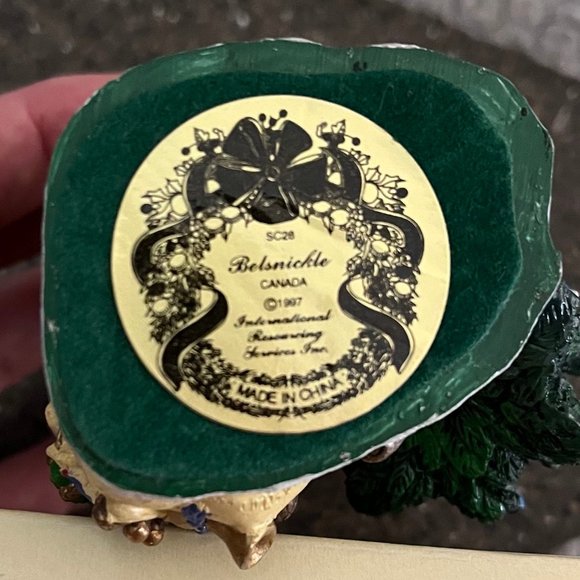 Vintage Belsnickle Canada figurine w/ box - Picture 6 of 6